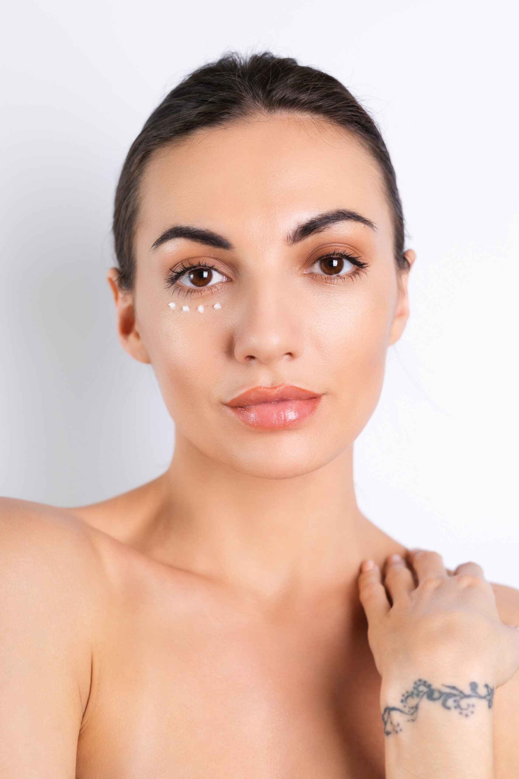 closeup beauty portrait topless woman with perfect skin natural makeup with antiaging cream dots moisturize firm skin eyesx9 scaled