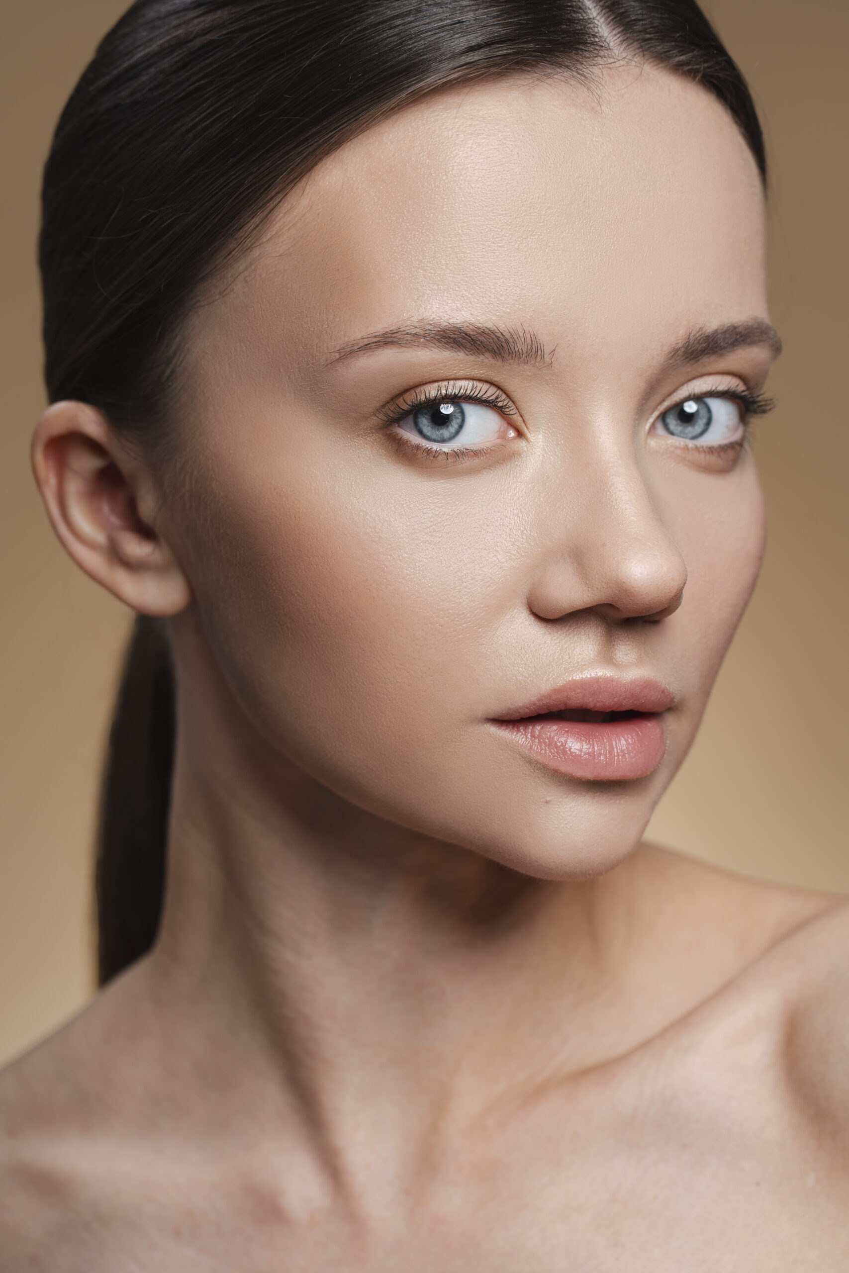 Mezoterapia stymulująca na bazie tropokolagenu 2 portrait woman with dysmorphia scaled